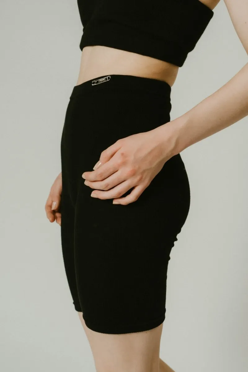 -On sale April 25th 21:00- metal biker shorts/black