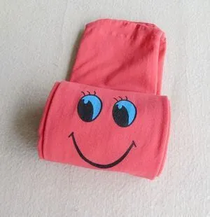 2016 Autumn velvet Lovely smiley face High elasticity Good quality Kids tights for girls children tights 3-8 year girls tights