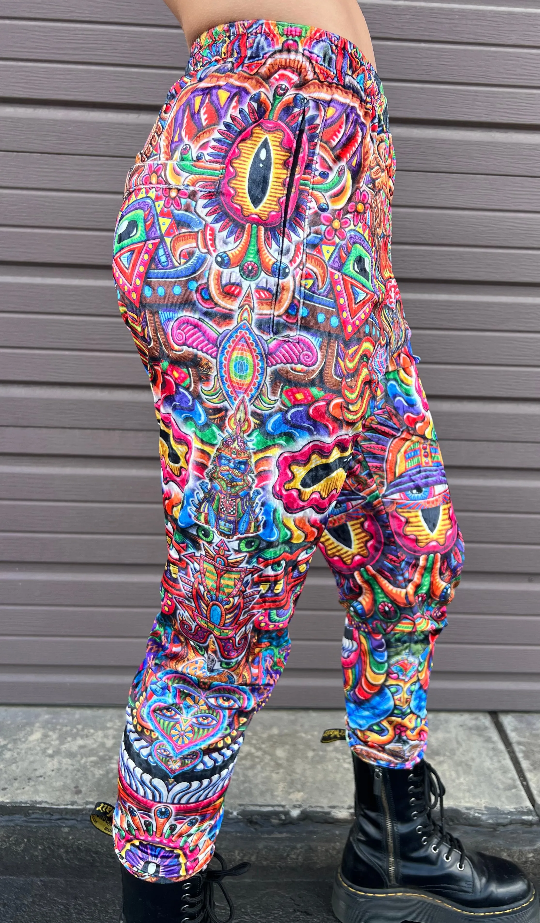 Chris Dyer - "Bullish Man" - Jogger