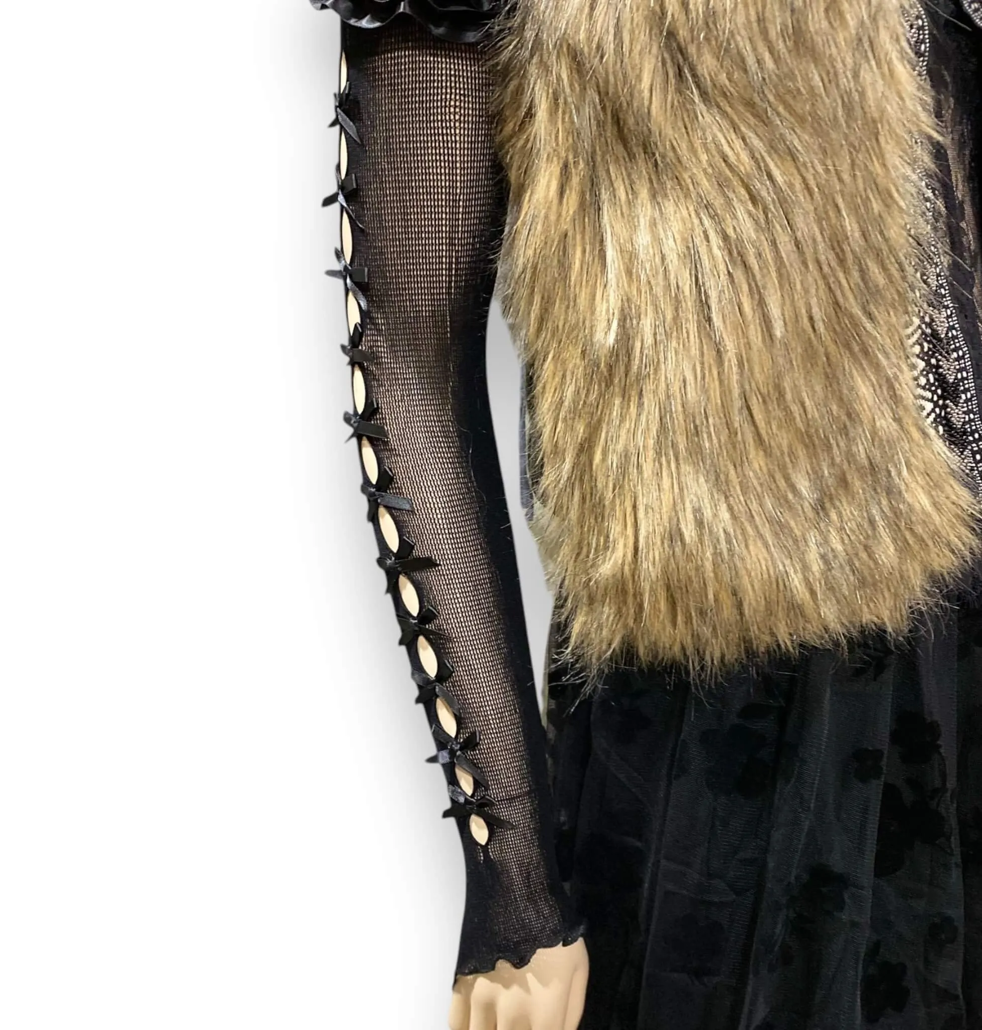 Elegant Cut Out Satin Bows Long Gloves