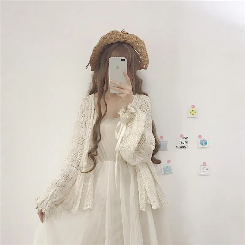 Kawaii Lace Flare Sleeved Cardigan