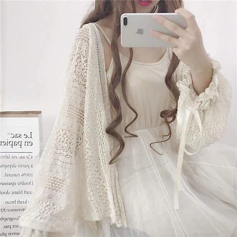 Kawaii Lace Flare Sleeved Cardigan