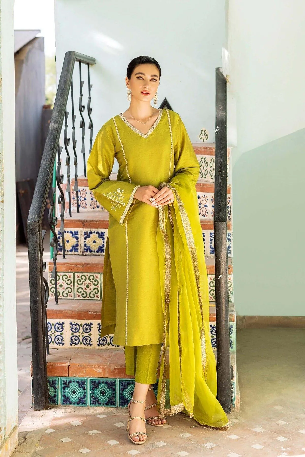 Natasha Kamal - Green Raw Silk Coord Set with Organza Dupatta - 3 Pieces
