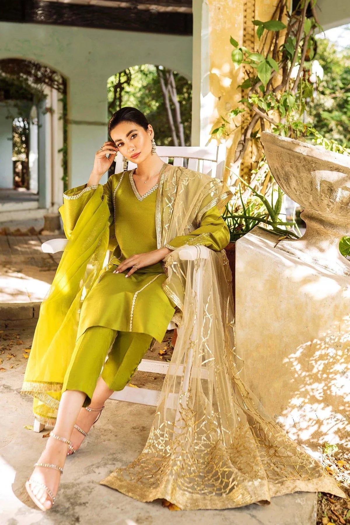 Natasha Kamal - Green Raw Silk Coord Set with Organza Dupatta - 3 Pieces