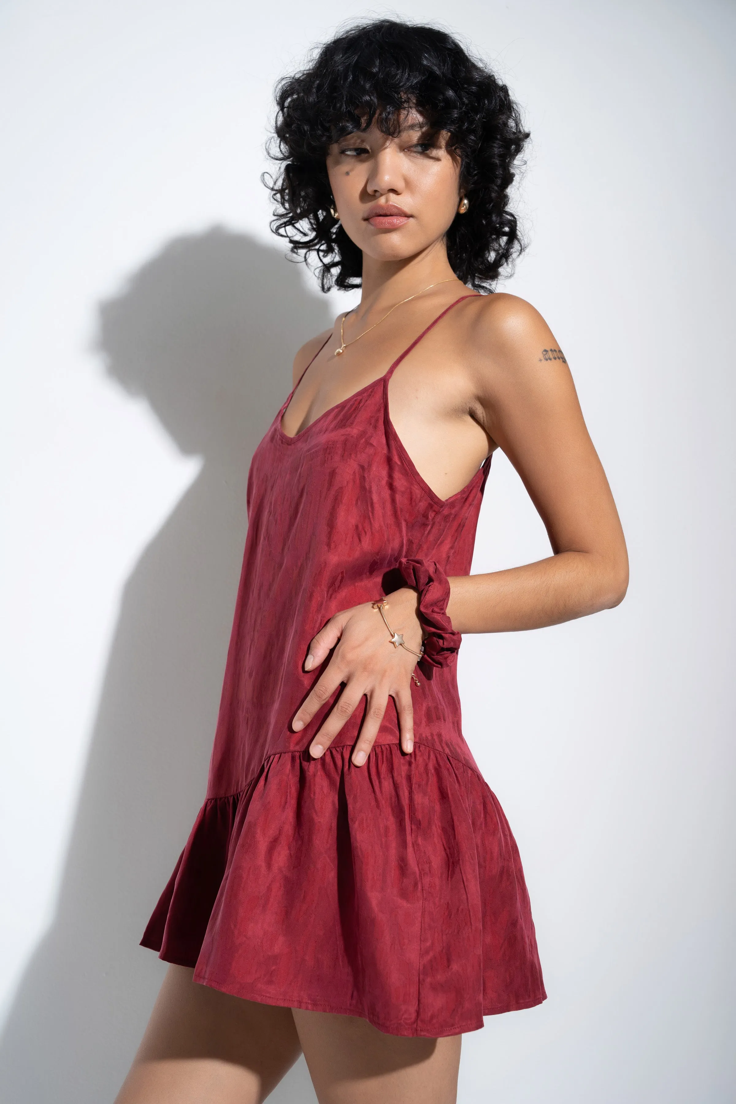 Ruffle Slip - Bloodred