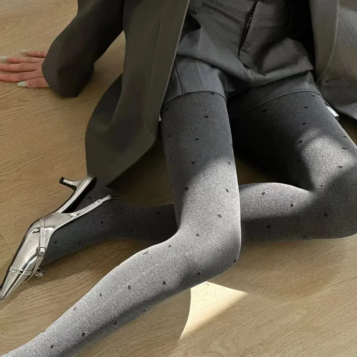 Sohiwoo 80D Bow Gray Velvet Seamless Pantyhose Winter Bottoming Socks Thick Footed Socks Polka Dot Compression Tights Women Stockings
