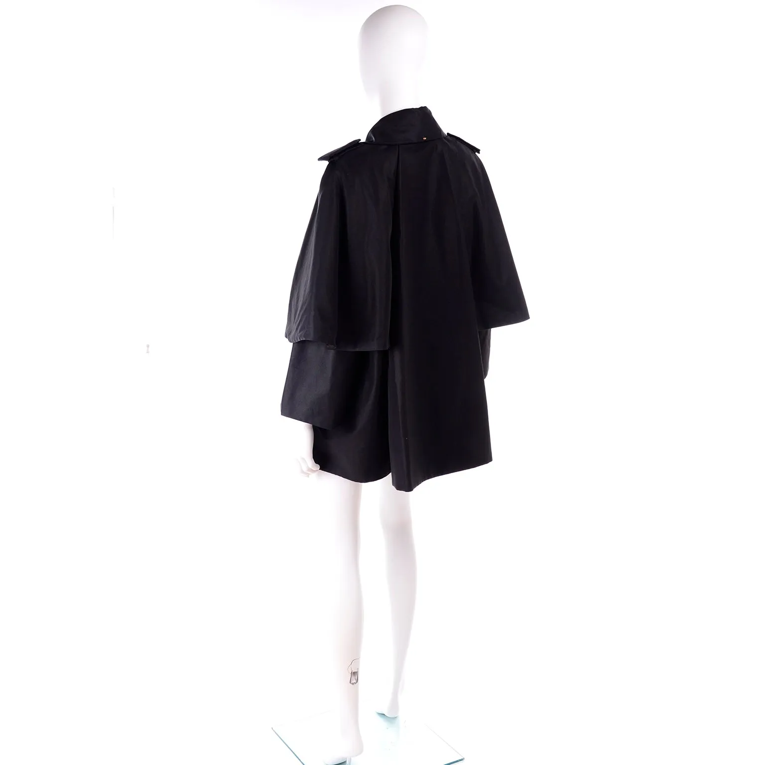 Sportmax Black Raincoat With Attached Capelet
