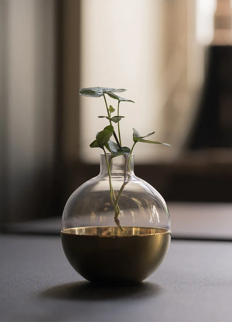 Vase | Pomme  | Small | Brass