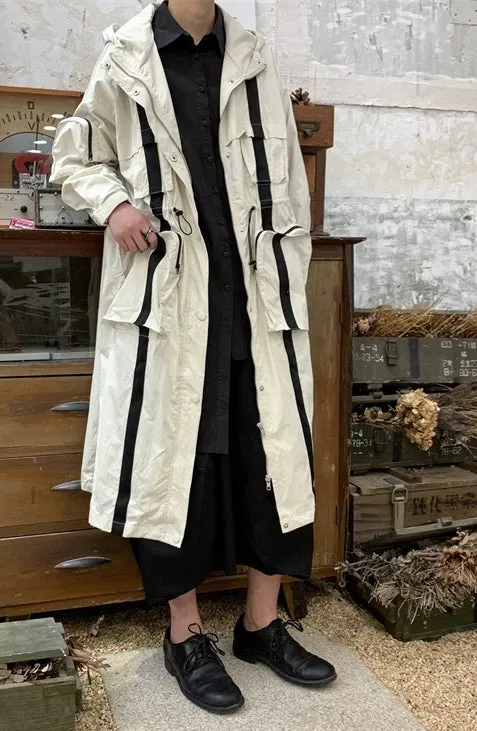 Yoji Yamamoto Dark Long Windbreaker Jacket / Over the Knee Hooed Big Pocket Loose Trench