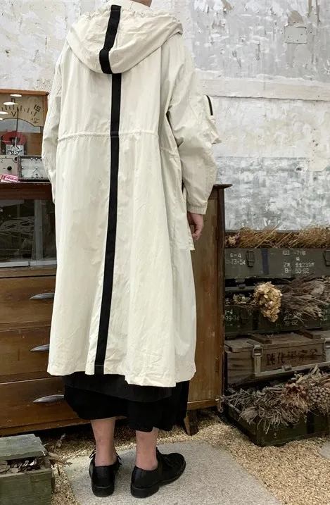 Yoji Yamamoto Dark Long Windbreaker Jacket / Over the Knee Hooed Big Pocket Loose Trench